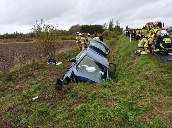 Pijany 19-latek rozbił golfa o betonowy przepust. Na pokładzie miał dwoje innych nastolatków