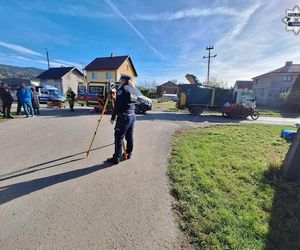 Wypadek w Jeleśni. Dwie ofiary trafiły do szpitala