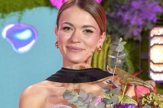 Robi posiłki dla męża na 12 godzin do pracy i podbija TikToka. Kim jest Kinga Wierzbicka?