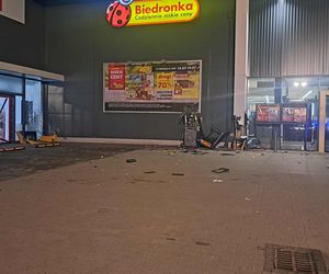 Nocny wybuch w Strzelnie. Bankomat wyleciał w powietrze, gotówka została