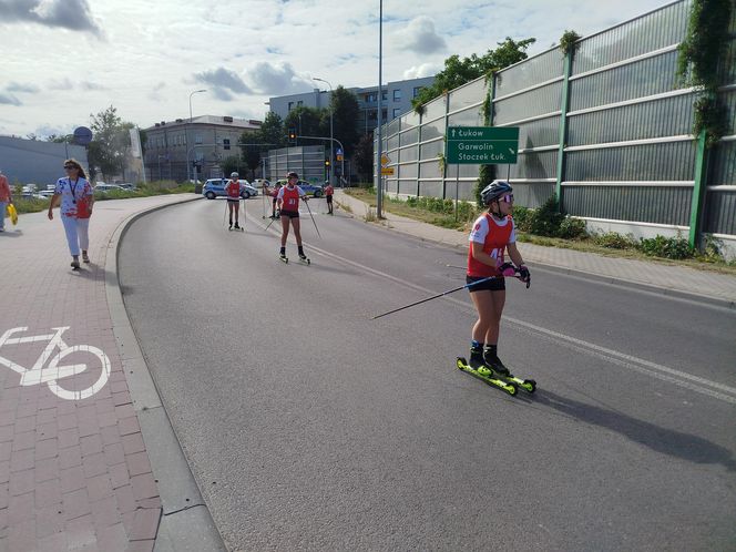 Zawody o Puchar Polski na nartorolkach Marwe Cup 2025 zostały zainaugurowane w Siedlcach