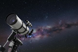 Papieski astronom o kosmitach. Czy Watykan ochrzci istoty pozaziemskie?