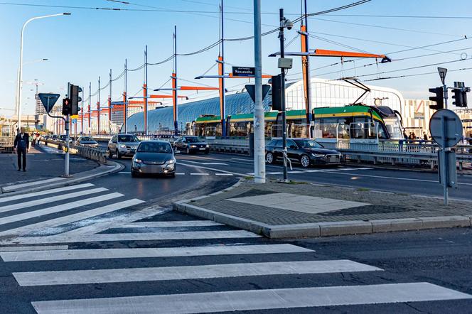 Remont torowiska na Moście Dworcowym w Poznaniu