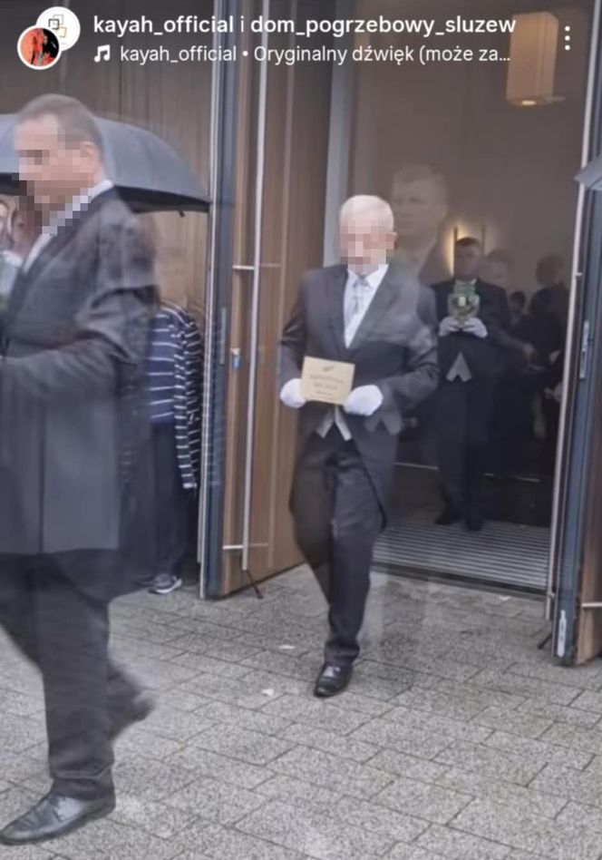 Kayah pożegnała mamę