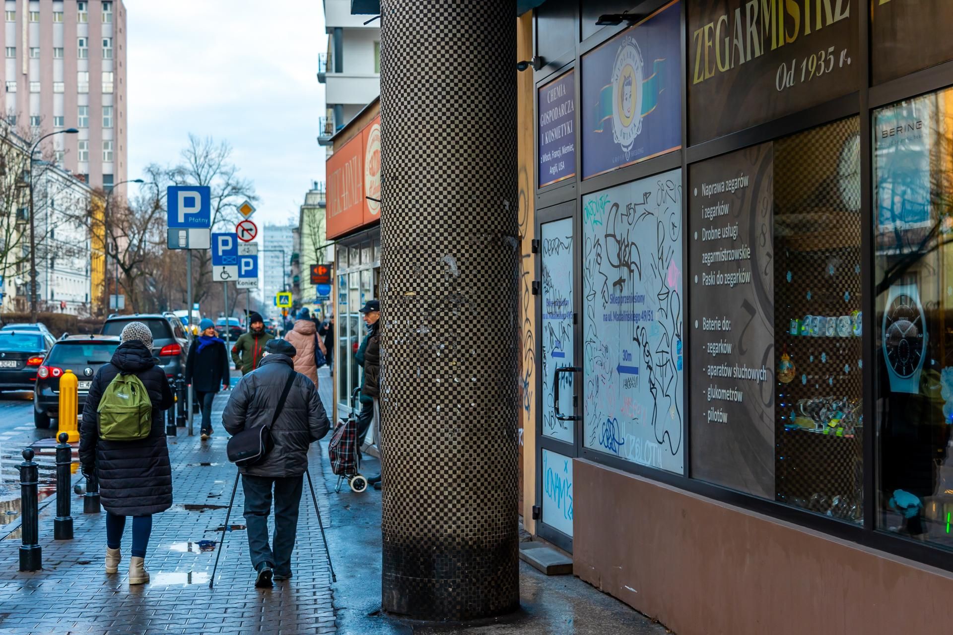 Blok na Madalińskiego 57 w Warszawie