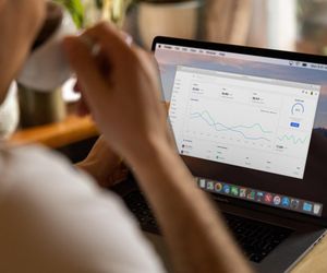 Gig economy – co to jest i czy opłaca się pracować w modelu zleceń?