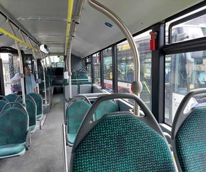 Byliśmy na przejażdżce elektrycznym autobusem po Bydgoszczy. Furorę robi jeden drobiazg 