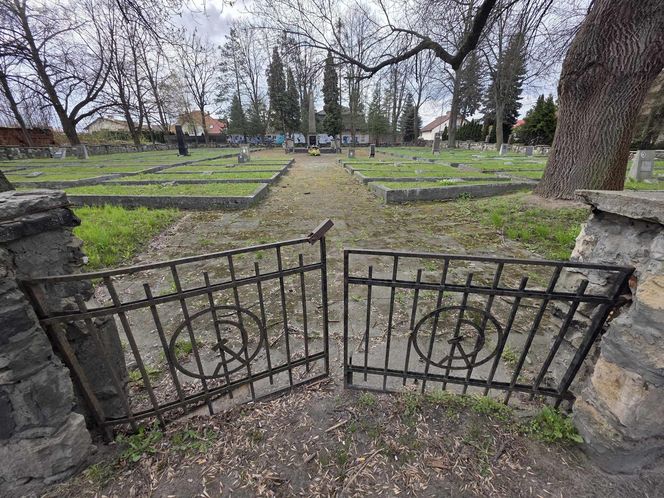  Cmentarz Armii Radzieckiej