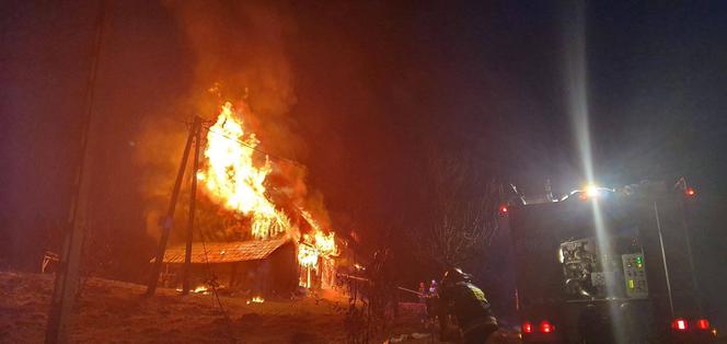 Zobaczyła płąnące piekło i straciła głos