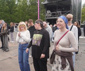 Kortowiada 2025. Koncerty na Plaży Kortowskiej przyciągnęły tłumy. Tak wyglądał drugi dzień imprezy!