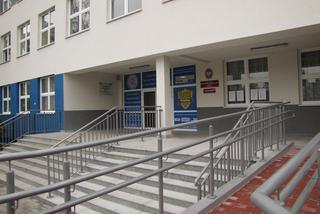 Początek roku szkolnego. Ewakuacja Zespołu Szkół Elektronicznych i Informatycznych w Sosnowcu