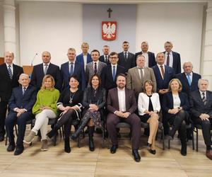 Dwie, trzy interpelacje w ciągu pięciu lat? Pod lupą starachowiccy radni