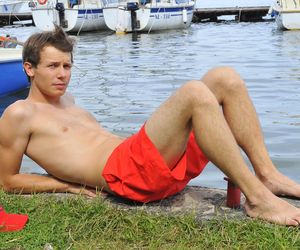 Ten serial w 2009 roku skradł serca Polaków! Kręcono go w mazurskim mieście