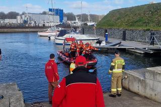 Ciało kobiety dryfujące niedaleko kołobrzeskiego portu 