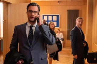 M jak miłość odc. 1775. Andrzej (Krystian Wieczorek), Rotkiewicz (Aleksandar Milicević), Julia (Marta Chodorowska)