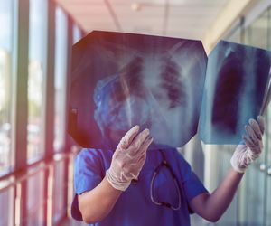 Ropień płuca - przyczyny, objawy, leczenie