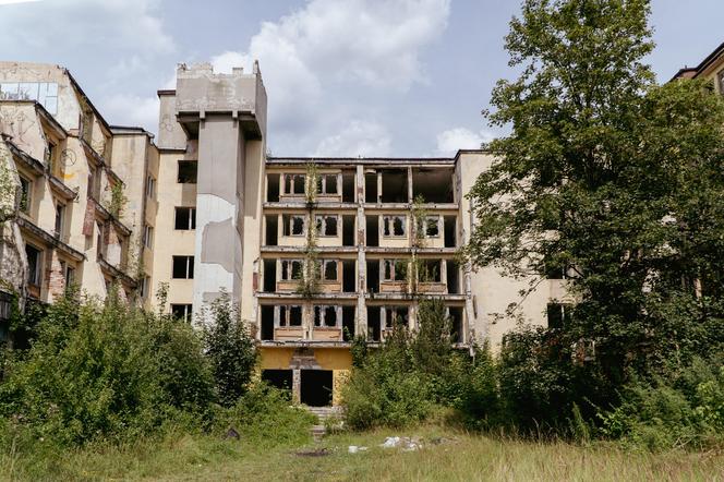 Hotel Sudety w Jeleniej Górze - zobacz zdjęcia ogromnego Zigguratu