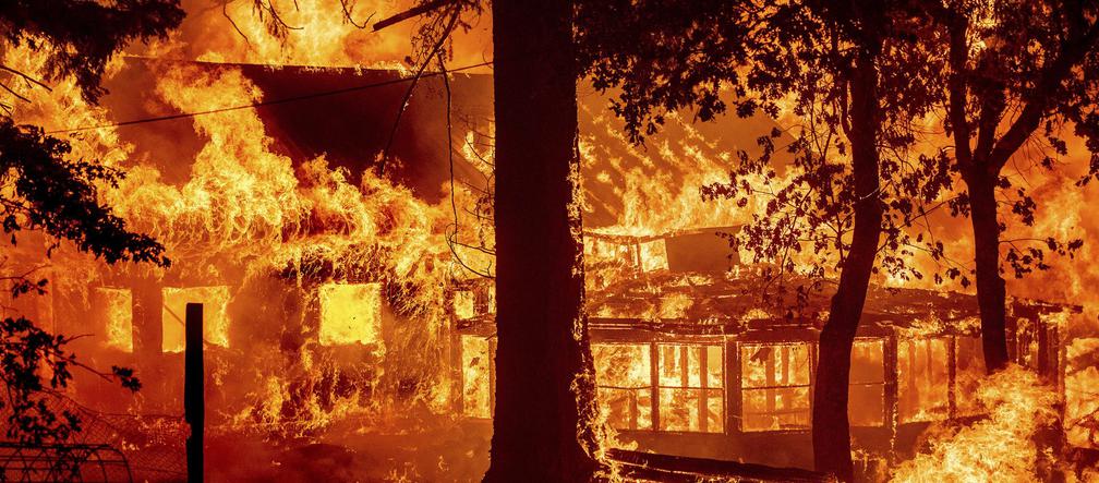 Dixie to drugi największy pożar w dziejach USA 