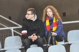 Żółto-czerwono na Suzuki Arenie! Zdjęcia kibiców na meczu Korona Kielce - Jagiellonia Białystok