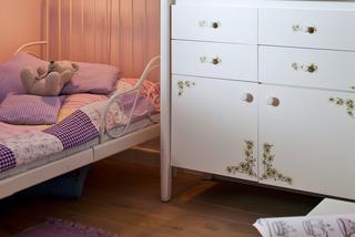 Pokoje dziecięce: lawendowy pokój dla dziewczynki. Projekt pokoju zdjęcia