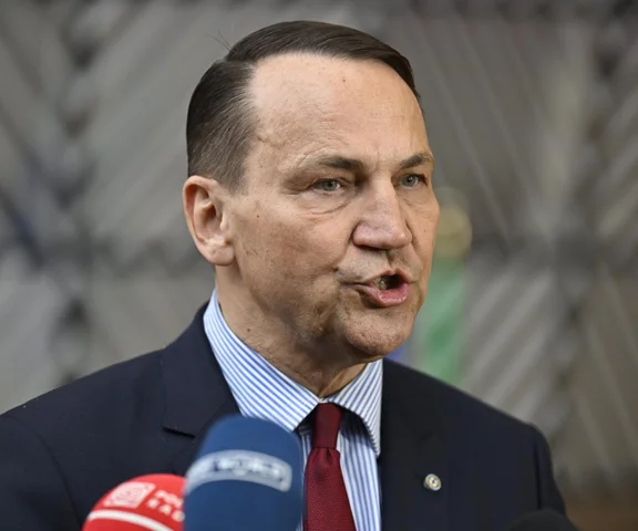 Rosjanie zniszczyli polski pomnik w Miednoje