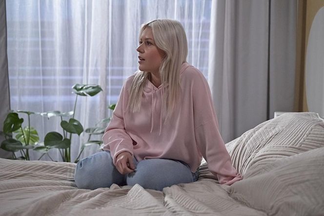 Pierwsza miłość. Julka (Dąbrówka Kruk)