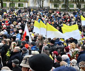 Marsz Papieski w Białymstoku. Było 4 tysiące osób. 2 kwietnia 2023