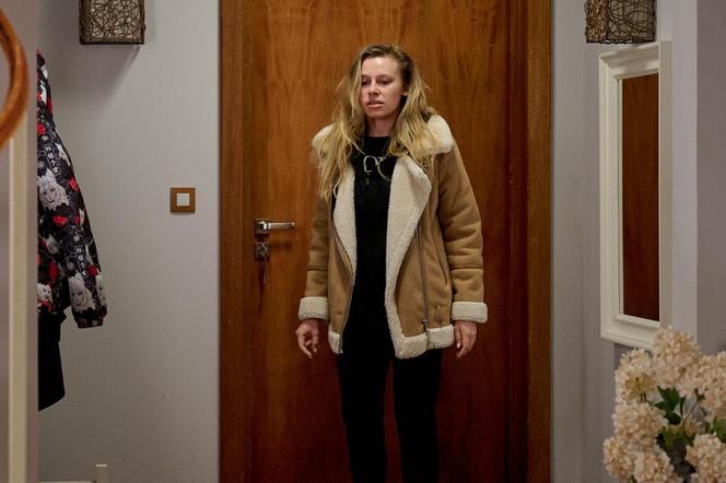 Na Wspólnej odc. 3833: Karolina (Wiktoria Supryn) - żona Natana