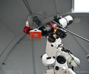 Pierwsze przyszkolne obserwatorium astronomiczne już działa! Otwarto je przy VII LO