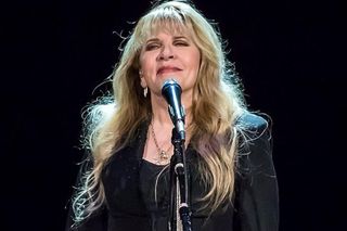 Stevie Nicks przekłada koncerty z powodu problemów zdrowotnych. Wokalistka doznała poważnej kontuzji 