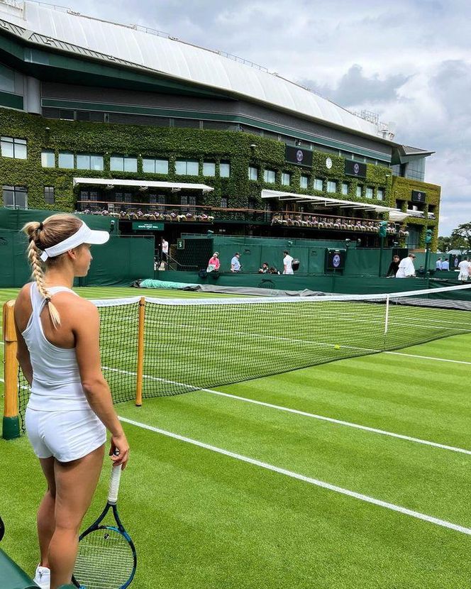 Dramat tenisistki na kortach Wimbledonu. Nie tylko Iga Świątek mierzy się z prześladowcą