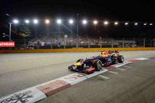 Formuła 1, wyniki GP Singapuru. Sebastian Vettel królem ciemności