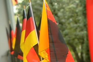 Mundial 2014. Niemiecki kibic udekorował cały dom flagami [WIDEO]