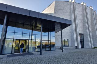 Ksiądz Rydzyk wybudował muzeum za 220 mln, które od roku stoi puste