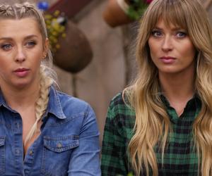 Marcelina Zawadzka i Ilona Krawczyńska - Farma