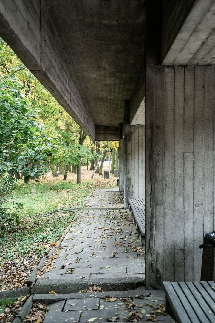 Brutalistyczna wiata: Westerplatte w Gdańsku