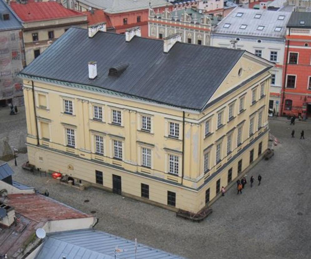 To jeden z największych zabytków Lublina! Zdobi centrum Starego Miasta