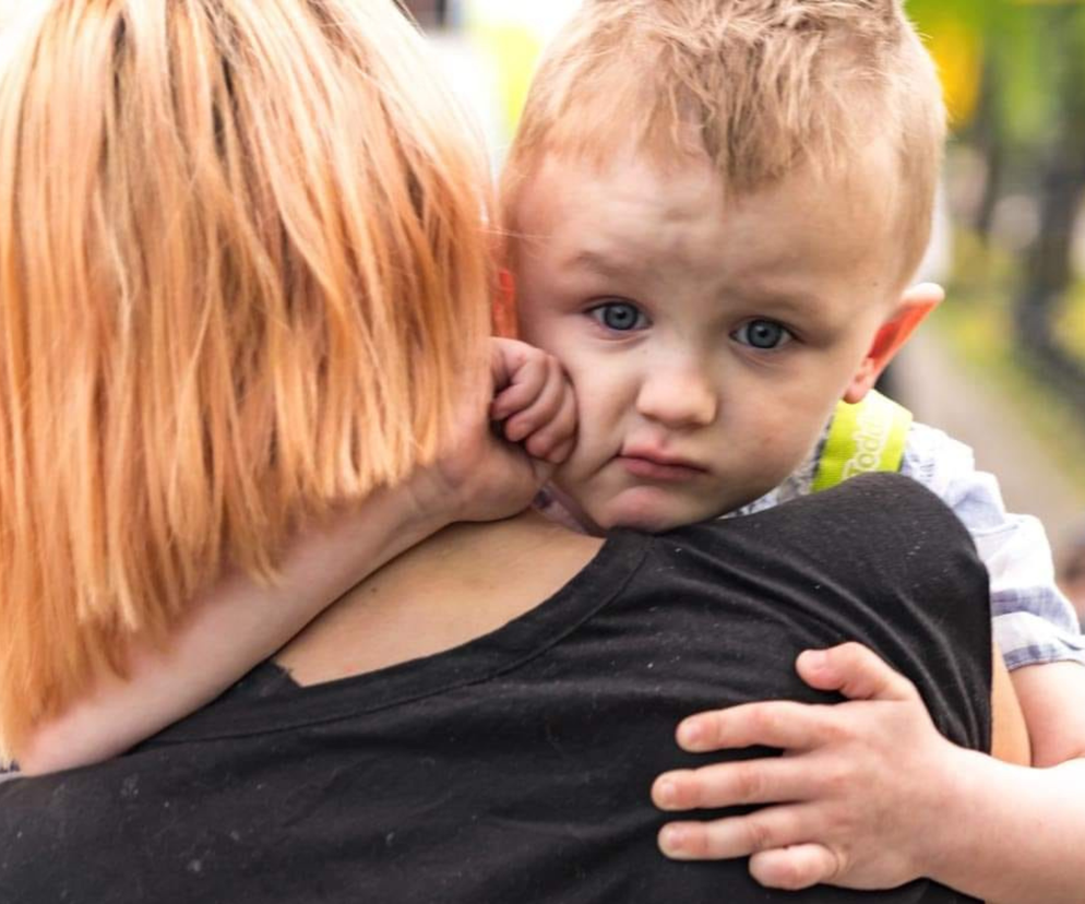 5-latek z autyzmem odebrany matce przez wpis w sieci. Myśli, że go zostawiłam