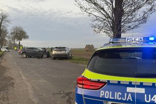 Poważny wypadek podczas wymijania w pow. gostyńskim. Lądował śmigłowiec LPR