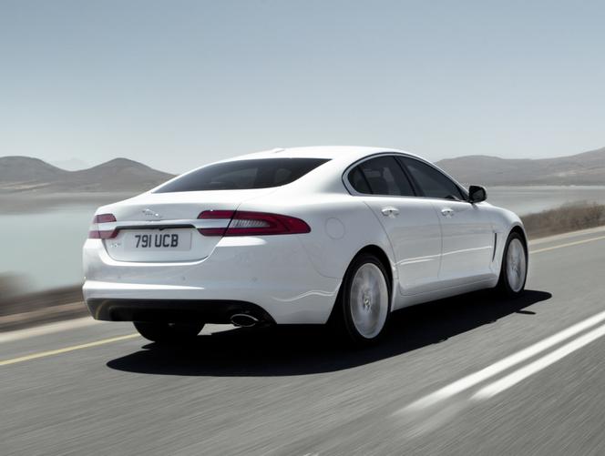 Jaguar XF po liftingu (2011-2015)
