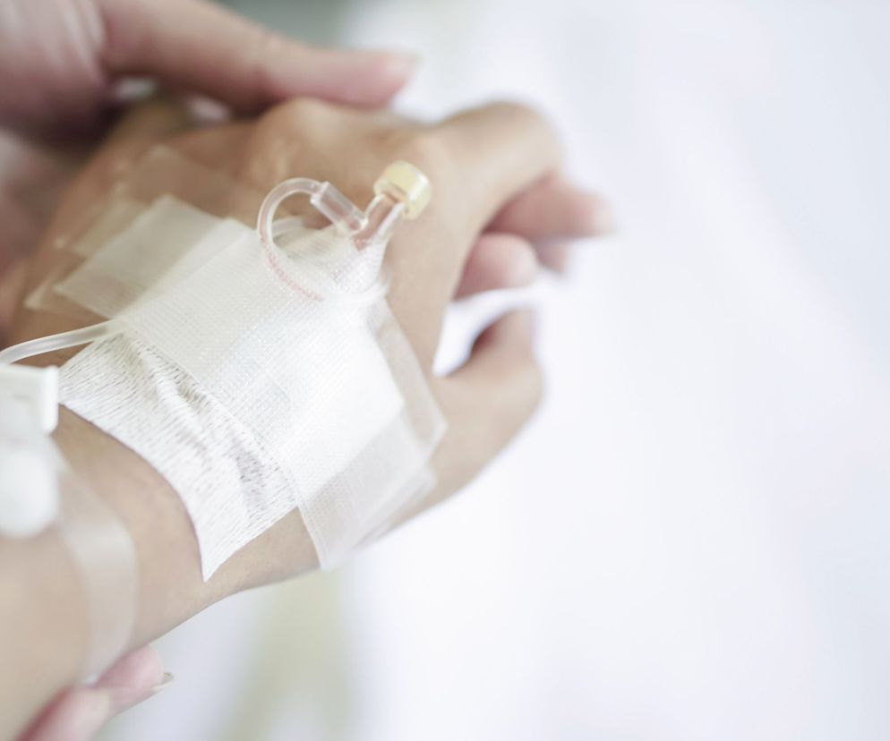 Zakażenie połogowe (gorączka połogowa), przebiegające z wysoką gorączką to jedna z patologii obserwowana w okresie poporodowym