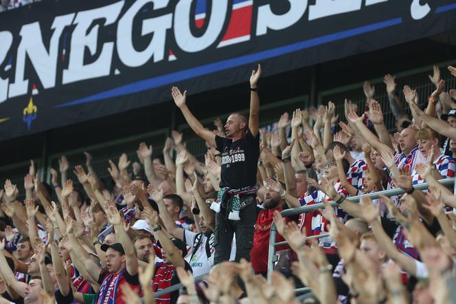 Górnik Zabrze zmierzył się z Rakowem Częstochowa. Kibice na trybunach dopisali