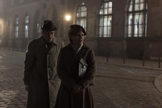 Dom pod Dwoma Orłami odc. 10. Zofia Szablewska (Karolina Gruszka), Karl Weber (Adrian Zaremba)