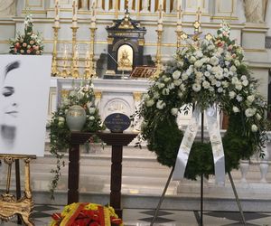 Pogrzeb Joanny Kołaczkowskiej. To jej ostatnie pożegnanie! Msza w kościele i świecka ceremonia