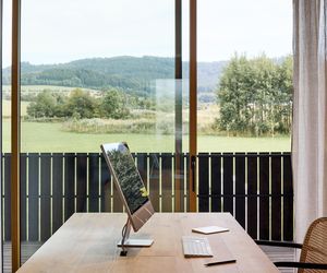 Siedziba i salon wystawowy firmy Janošík