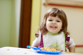 Dieta dziecka po 1 roku jak powinno wygladac zywienie dzieci w wieku 1 3 lata?