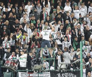 Legia Warszawa - Lech Poznań: Zdjęcia kibiców z klasyku i 13. kolejki PKO BP Ekstraklasy