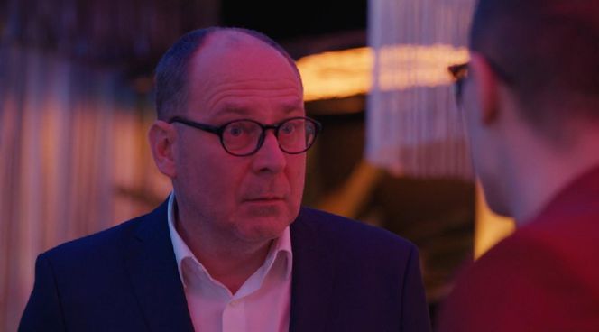 Barwy szczęścia, odcinek 3144. Marek (Marcin Perchuć), aktor (Kosma Konach)