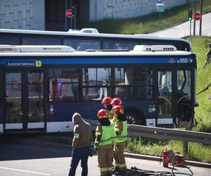 Kierowca autobusu MPK zginął po zderzeniu z innym autobusem