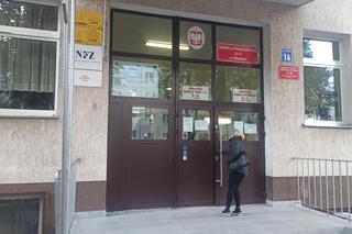 Tak wyglądają wybory w Olsztynie. Mieszkańcy poszli oddać swoje głosy [ZDJĘCIA]